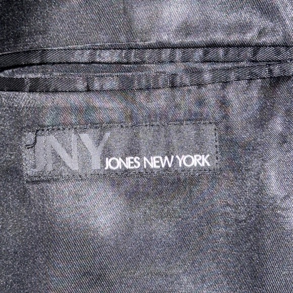 Jones New York Suit Men 44L Black Solid Single Breasted 100%  Wool 36X31 cuffed - Picture 2 of 15